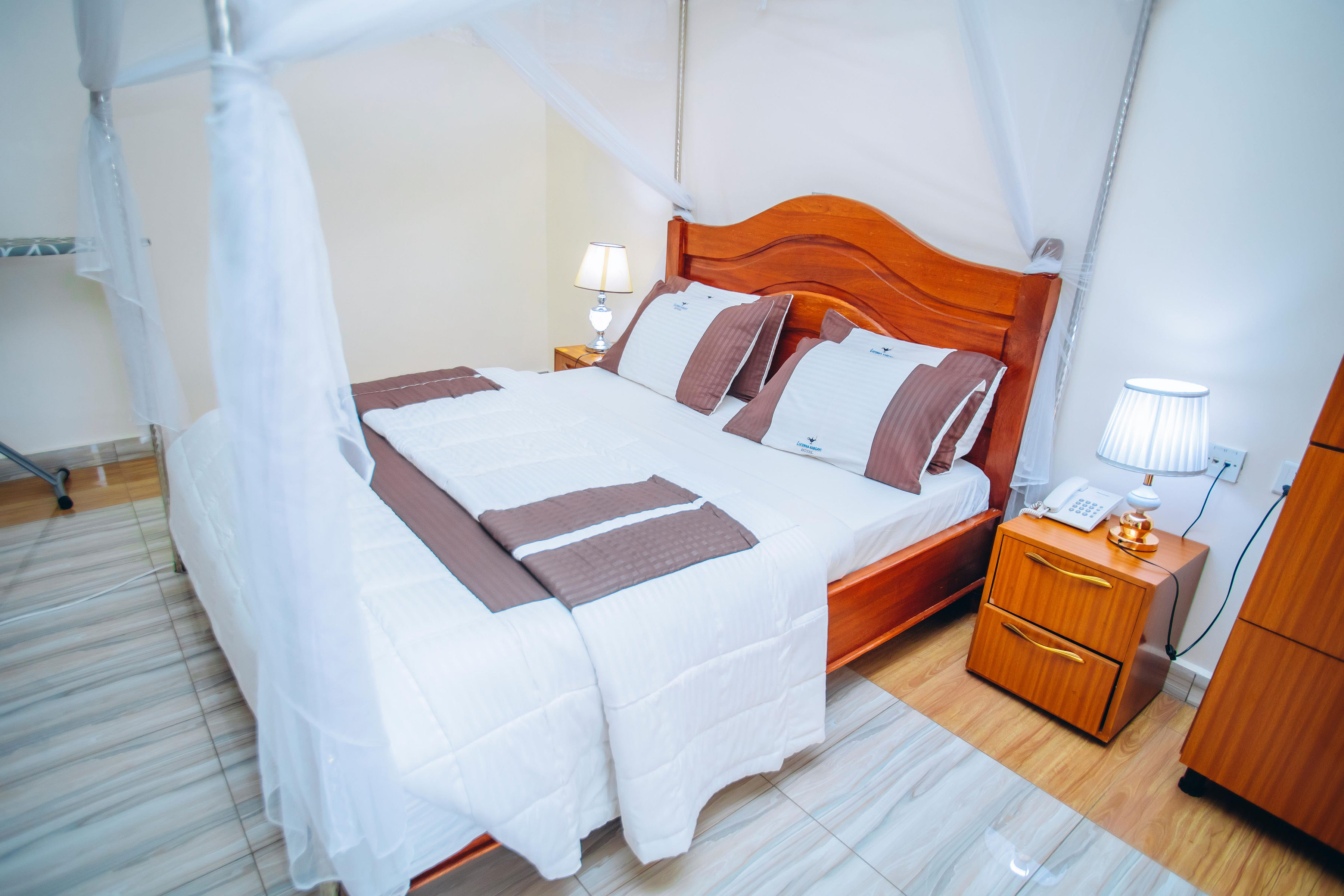 Deluxe Double room - Thumbnail 4